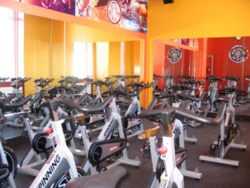   Gold`s Gym -