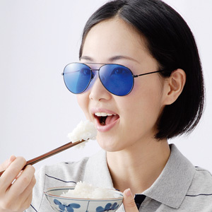 Японцы придумали очки для похудения