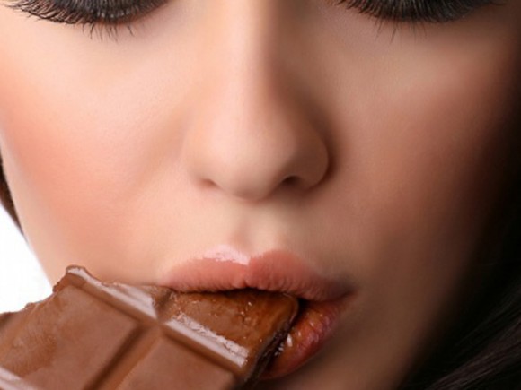 Отличные новости для шокоголиков: шоколад против старения