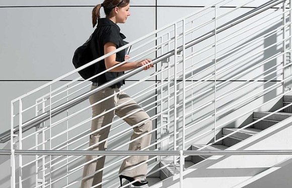 Станьте здоровее, пользуясь лестницей