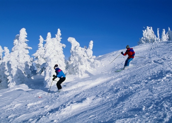 Видео: учимся кататься на горных лыжах